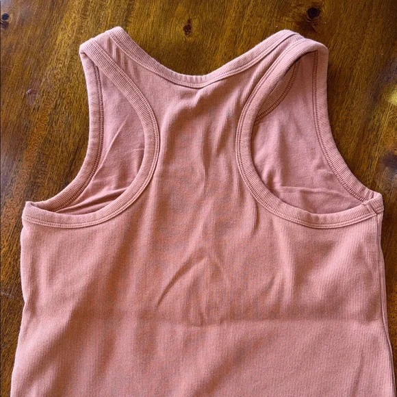 Express Rust Ribbed Tank Top - Picture 3 of 3